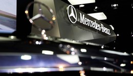 2月豪华汽车上险量整体回升：奔驰重登榜首，雷克萨斯同比下滑超两成