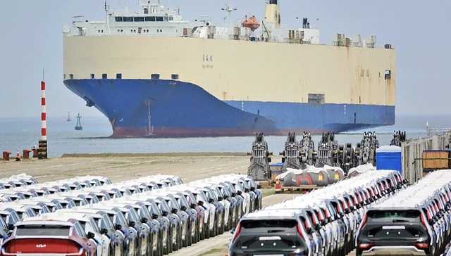 船运公司押宝“海上印钞机”，汽车运输船运价3年涨了10倍