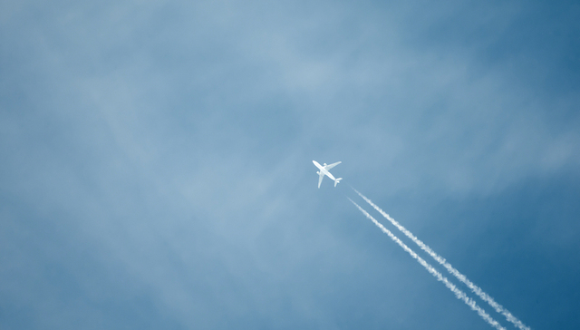 出行减少、油价上涨，南方航空去年巨亏近327亿元，拟分拆南航物流上市