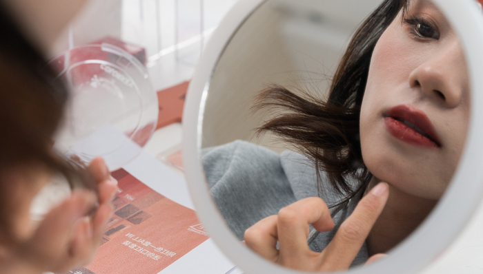 这个春天，美妆行业终于“触底反弹”