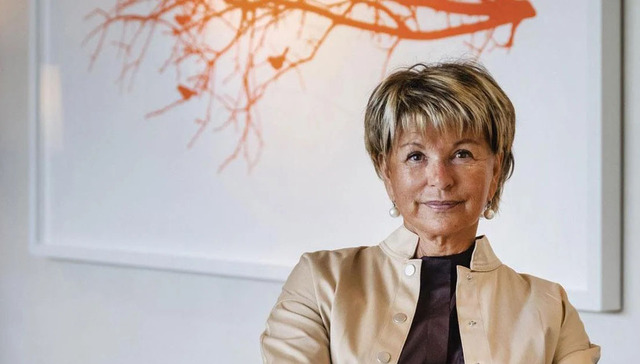 UCCA创始人米莉恩·尤伦斯被继子射杀，终年70岁