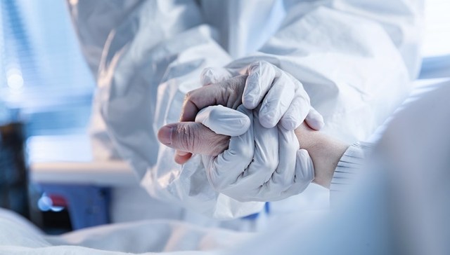 直通部委 | 新冠患者医保报销政策4月起调整 1-2月国有企业利润总额同比增9.9%