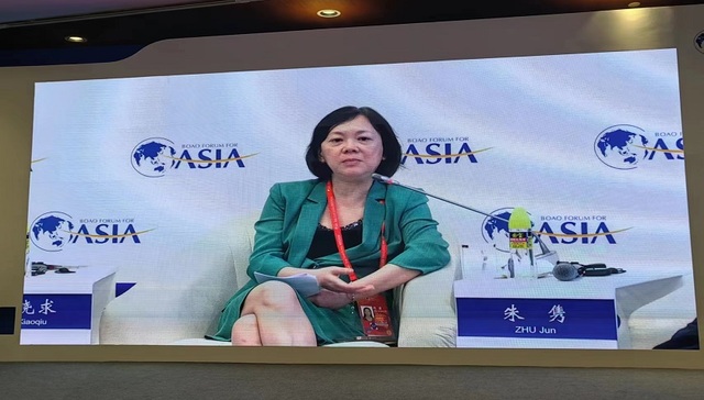 央行国际司原司长朱隽答界面新闻：结算货币多元化有助于防范风险 | 博鳌论坛