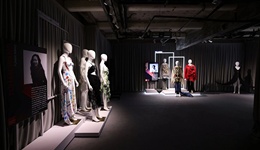 熟面孔和新的人｜上海时装周