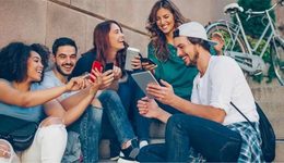 赤子城去年扭亏为盈，但经营所得现金却大幅下降