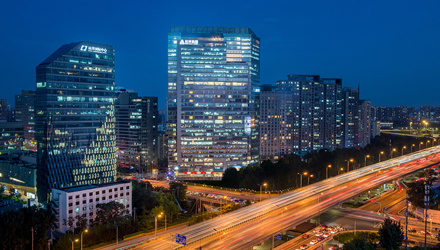 远洋集团发布年报，至今尚未违约，大股东中国人寿要支持其走出低谷