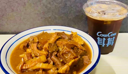 牛雜配咖啡，一天300份，今年“小吃+咖啡”模式推一個火一個