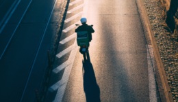 工作是生存的手段，不是人生的目的 | 一周新書推薦