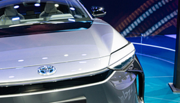 丰田新社长发布电动化目标，2026年前推出10款纯电汽车销量达150万辆