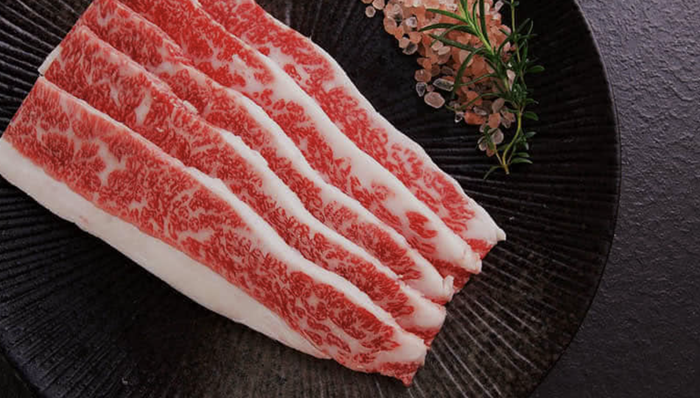 号称卖国产和牛的龙江元盛：愈发依赖连锁客户，毛利逐年走低