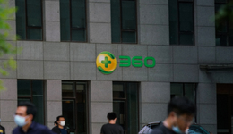 市值跌百亿，周鸿祎天价离婚引质疑，三六零能靠AI撑起千亿市值吗？