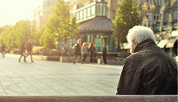 存夠300萬才能敲開“高端養(yǎng)老院”的門？