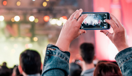 一张票卖21万，谁在炒演唱会门票？