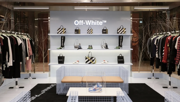刚连关一波店的Off-White又说想要重振中国市场，难难难！