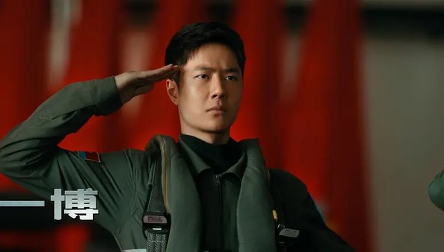 17部影片扎堆“史上最挤”五一档，谁能突出重围？ | 档期观察