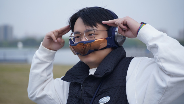 能听歌，还能净化空气！戴森的这款耳机到底实不实用？