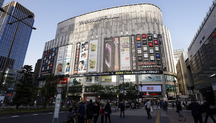 日本：“股神”巴菲特的新宠？