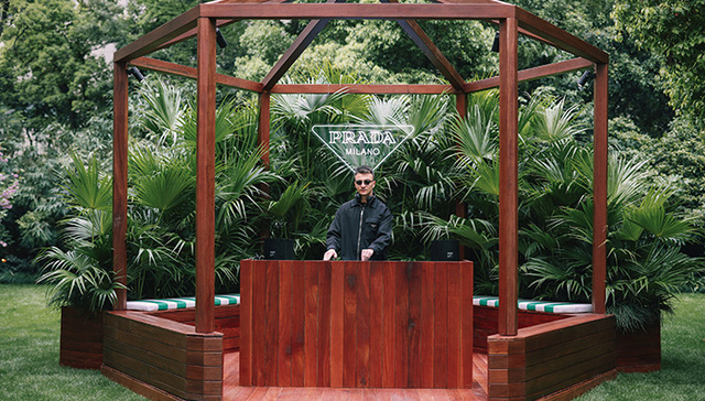 Prada荣宅举办市集活动，THE ROW呈献2023春夏系列单品 | 是日美好事物
