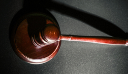 回天新材去年凈利增近三成，創(chuàng)始人身陷囹圄、市值大幅縮水