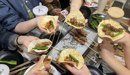 淄博燒烤，救了北京干餐飲的年輕人