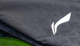 是什么给了安踏李宁，又一次涨价的勇气？