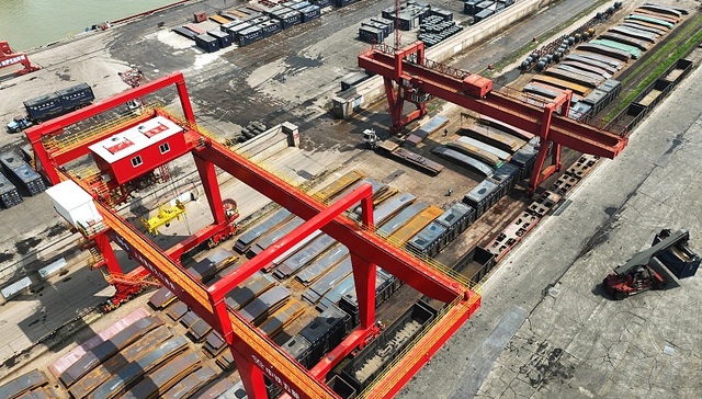 商务部：将对每个重点市场制定一个贸易促进指南，增加企业贸易机会