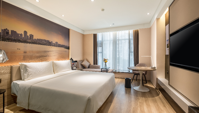 涨幅高达379%！五一有酒店这么涨价合理吗？