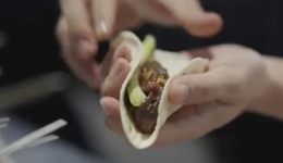 火爆全網(wǎng)，淄博燒烤的“生意經(jīng)”可以復(fù)刻嗎？