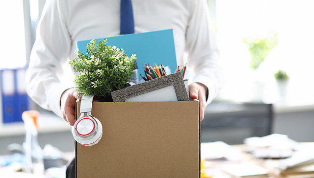 远程裁员正流行，居家办公时被裁是喜是忧？