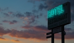 人才缺口超百萬，為什么大學(xué)卻在加速拋棄酒店管理專業(yè)