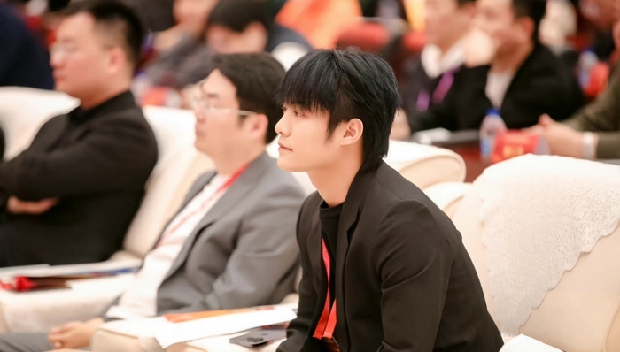 直播切片,二次剪辑,疯狂小杨哥,网红,