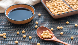 “醬油茅”海天味業(yè)上市九年凈利首降：原材料價格高企、銷售端等待復(fù)蘇