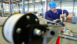 3月工业利润降幅收窄，汽车等装备制造业拉动最大