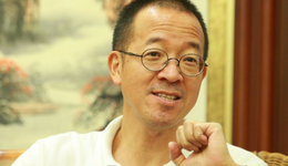 俞敏洪考慮培養(yǎng)董宇輝接班，東方甄選真正的難題是什么？