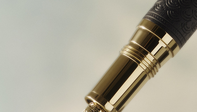 万宝龙致敬《八十天环游地球》，MUGLER携手MACHINE-A发布独家包袋 | 是日美好事物