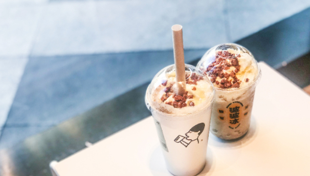 新茶饮,联名,奈雪的茶,喜茶,