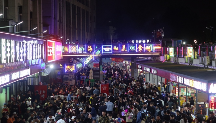 【特写】淄博：一座传统工业城市的“蹿红”