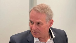 对话联想高级副总裁Francois Bornibus：未来要在更多国家或地区拿下第一