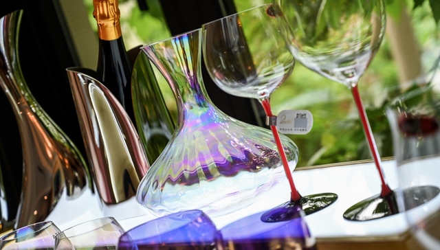 喝酒越来越讲究，全球酒具设计师品牌加速入驻天猫国际