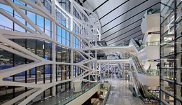 坏账高达25亿、连续5年营收利润下滑，宝鹰股份遭深交所问询