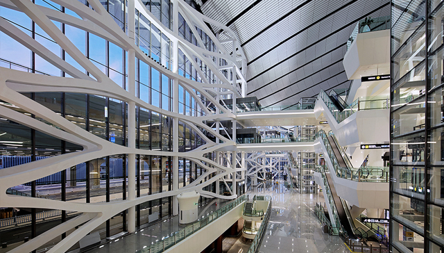 坏账高达25亿、连续5年营收利润下滑，宝鹰股份遭深交所问询