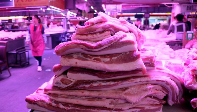 直通部委 | 国家研究启动第二批中央冻猪肉收储 全国快递业务量突破400亿件