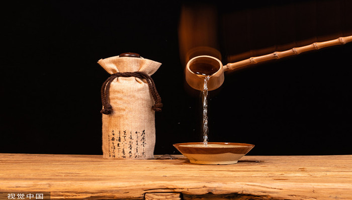 研报新知｜酒鬼酒一季度净利同比下滑超40%，券商下调业绩预期