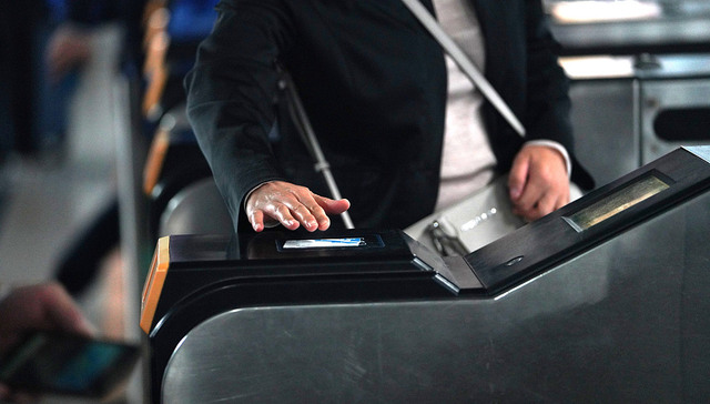 “一夜醒来欠了地铁600多万”，广州地铁回应了