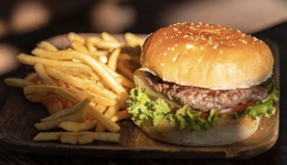 梅西投资汉堡，贾国龙做中国堡，汉堡真的迎来第二春了吗？