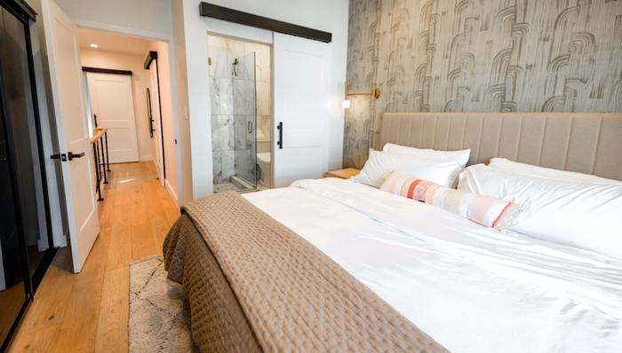 品牌宣传,自媒体,获客成本,民宿,