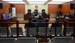 黑龙江落马厅官赵忠厚受审：被控4宗罪，涉案近3亿