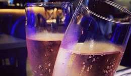 氣泡酒迎來發(fā)展，機(jī)會(huì)在哪里？