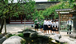 少年研學(xué)團(tuán)“隱秘的角落”：10天轉(zhuǎn)型帶隊(duì)老師，和景區(qū)分成20%