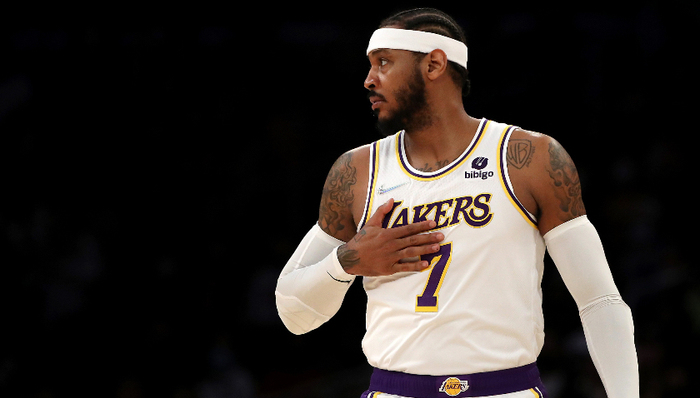 NBA球星卡梅隆·安东尼退役，19年赚得4.1亿美元后转战商界